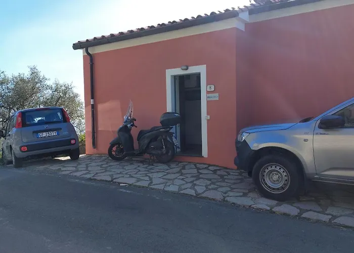 Miralunga Rossa Tatil Evi Lerici