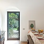 Miralunga Rossa Feriehus *