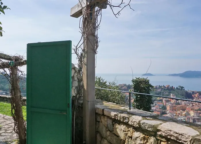 Miralunga Rossa * Lerici